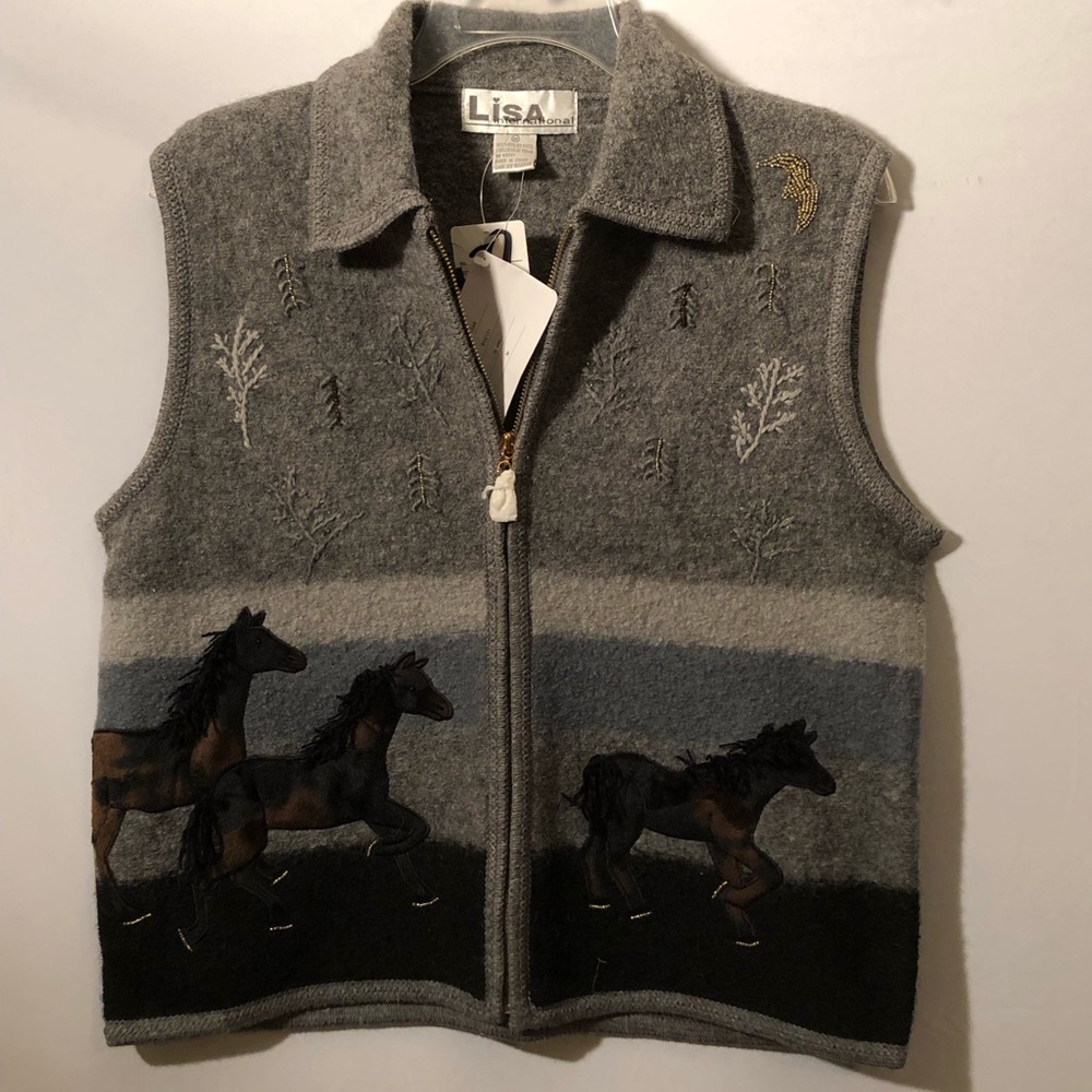 Lisa International vest